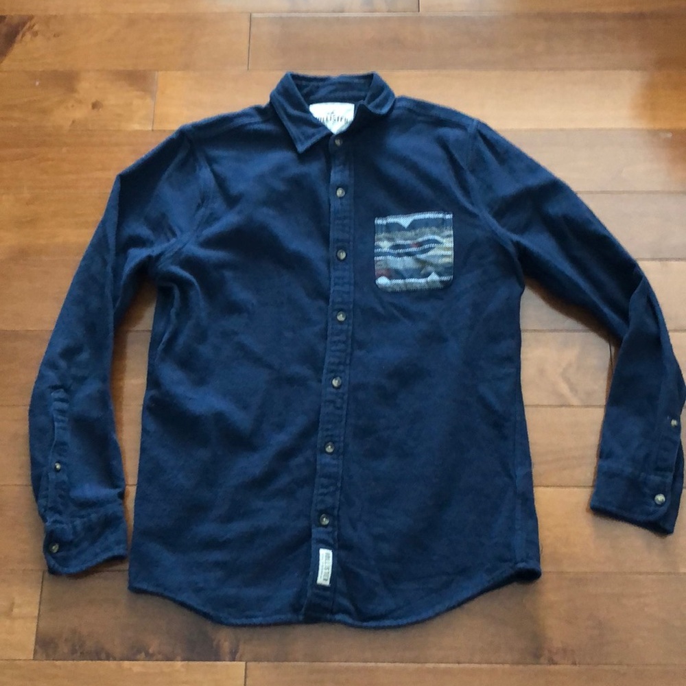Hollister shirt!
